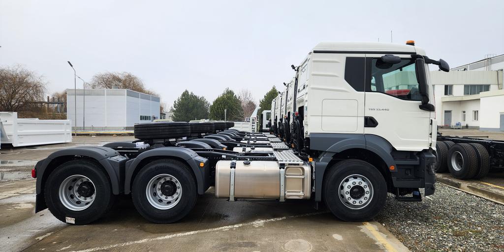 Седельный тягач MAN TGS 33.440 6x4 BB SA NM232 - Mediton Euro 2