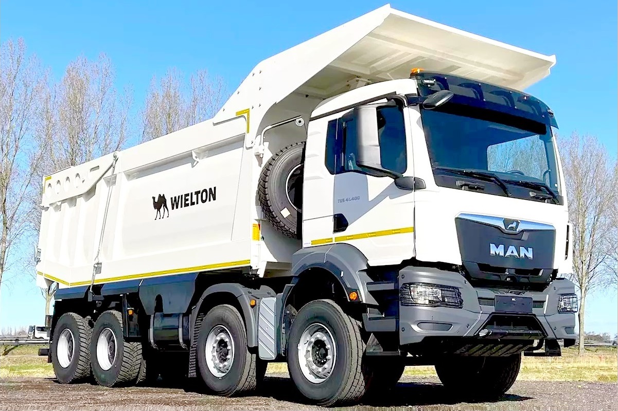 MAN TGS 41.480 8x4 BB CH TM022 - 28 т / 20 куб.м (карьерный)