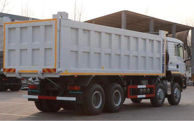 Howo-T5G 8x4 - 32 т / 26 куб.м Sunhunk