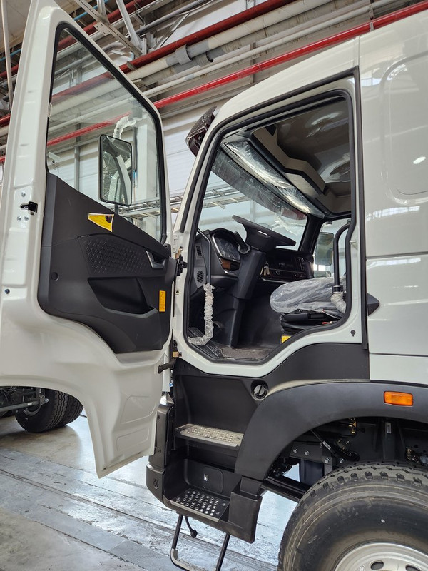 Автобетоносмеситель Howo-T7H 6x4 - 10 куб.м 
