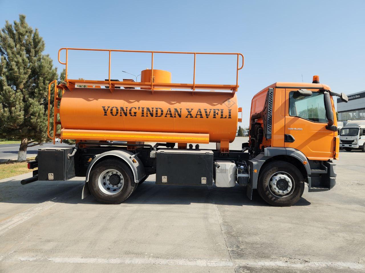 Автотопливозаправщик MAN TGM 18.290 4x2 BB CH A065 - 12 куб.м