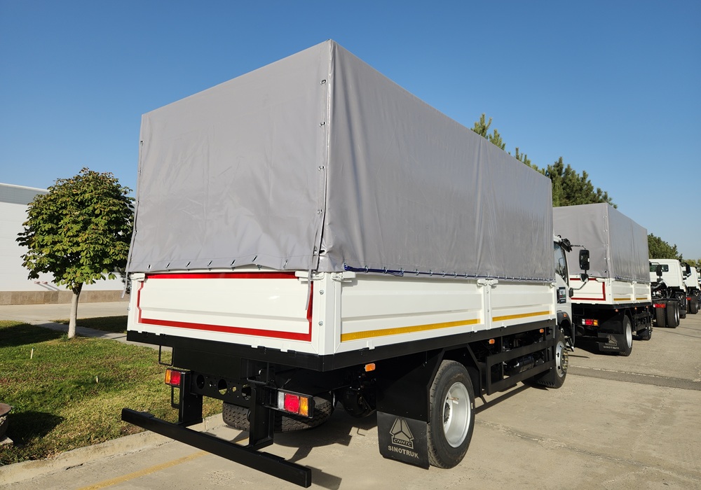 Бортовой автомобиль с тентом Howo-H3 4x2 - 8 т / 28 куб.м