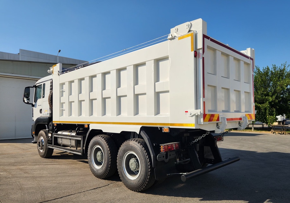 Howo-T5G 6x4 - 25 т / 20 куб.м Sunhunk